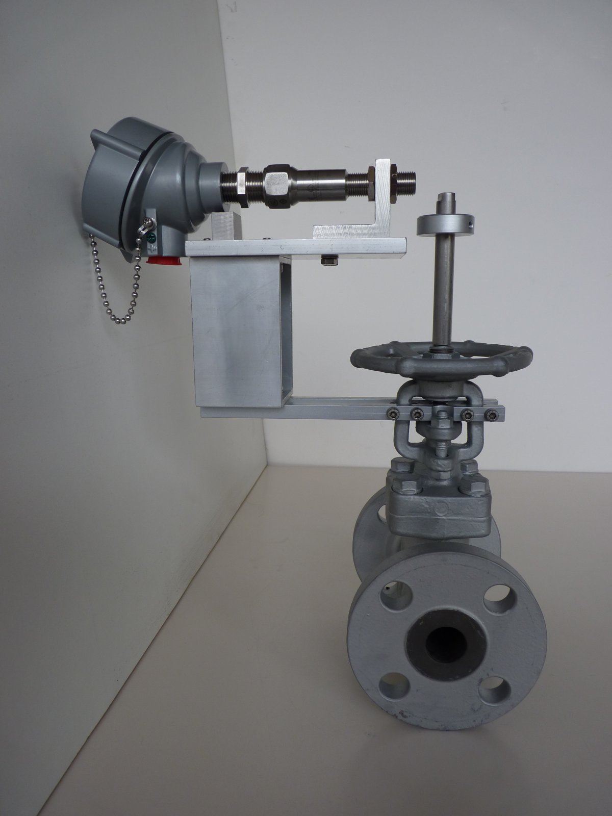 Limit switches Valve Modifications Technisch bureau Van Haaren